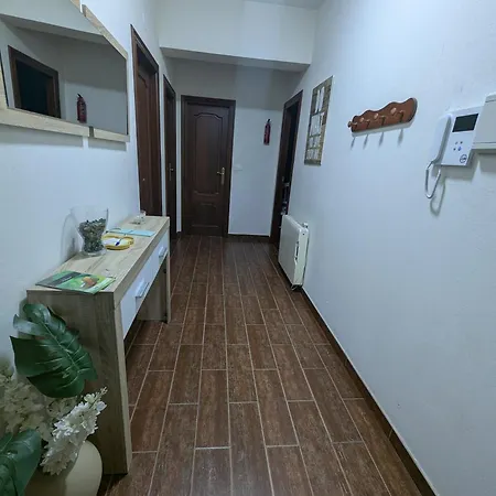 Apartament Nemes Cee